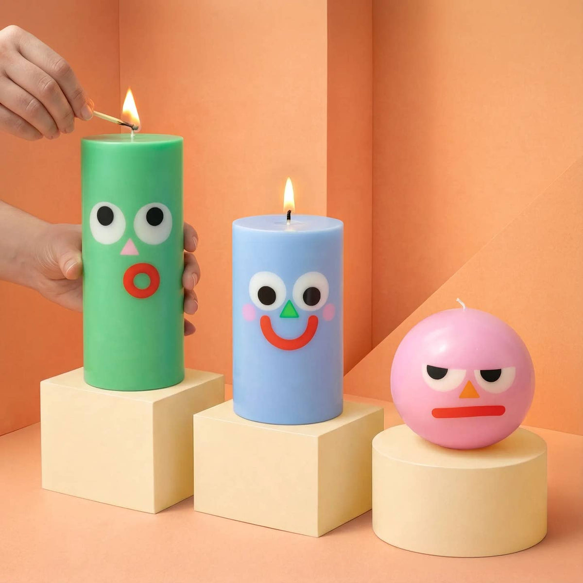 Moodz: Grumpy Round Face Candle - Pink – All The Feels
