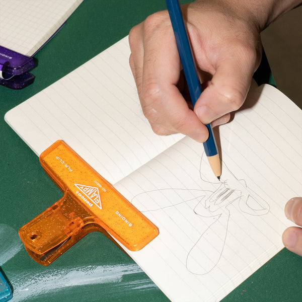 Plastic Clip Glitter - Light Green