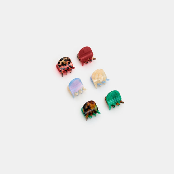 Micro Claws in Hot Mama