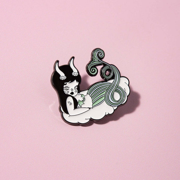 Cósmica Capricorn Pin