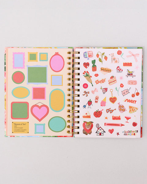 Medium 17-Month Academic Planner - Icons