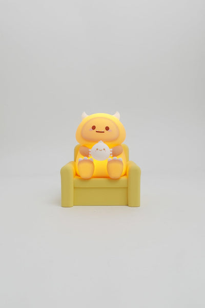 Mini Hank Yeti on Couch Ambient Light