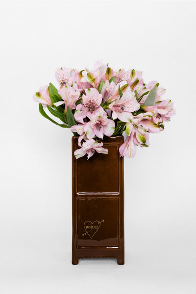 Bookshelf Vase