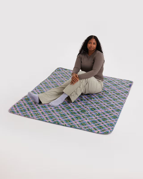 Puffy Picnic Blanket - Green Star Plaid
