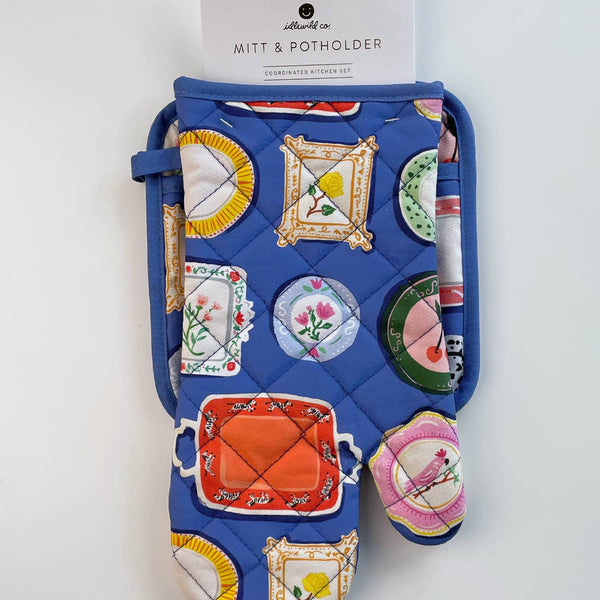 Dinner Plates Oven Mitt + Pot Holder Set