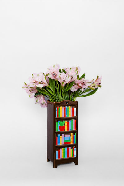 Bookshelf Vase
