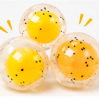 Egg Yolk Cracking Ball – Crunchy Squishy