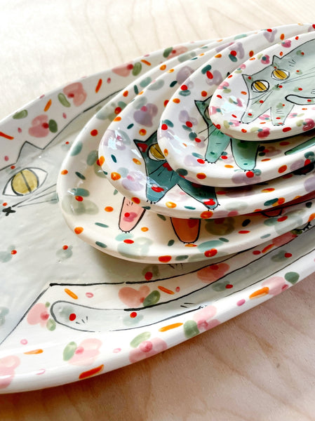 Maximalist Cat Oval Plate