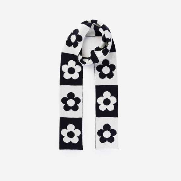 Flower Block Knit Scarf - Black and White