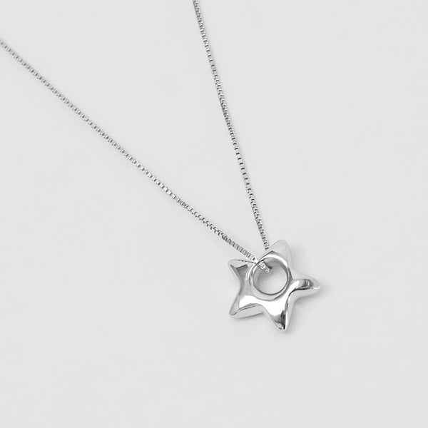 Star Necklace in Sterling Silver