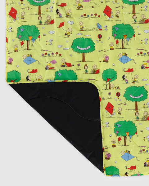 Puffy Picnic Blanket - Kite Eating Tree