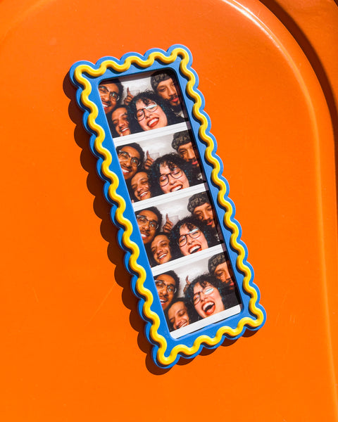 Scalloped Magnetic Photobooth Frame