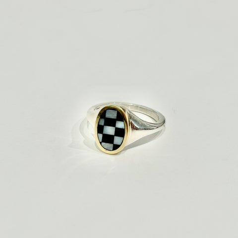 Mirror Checkerboard Signet