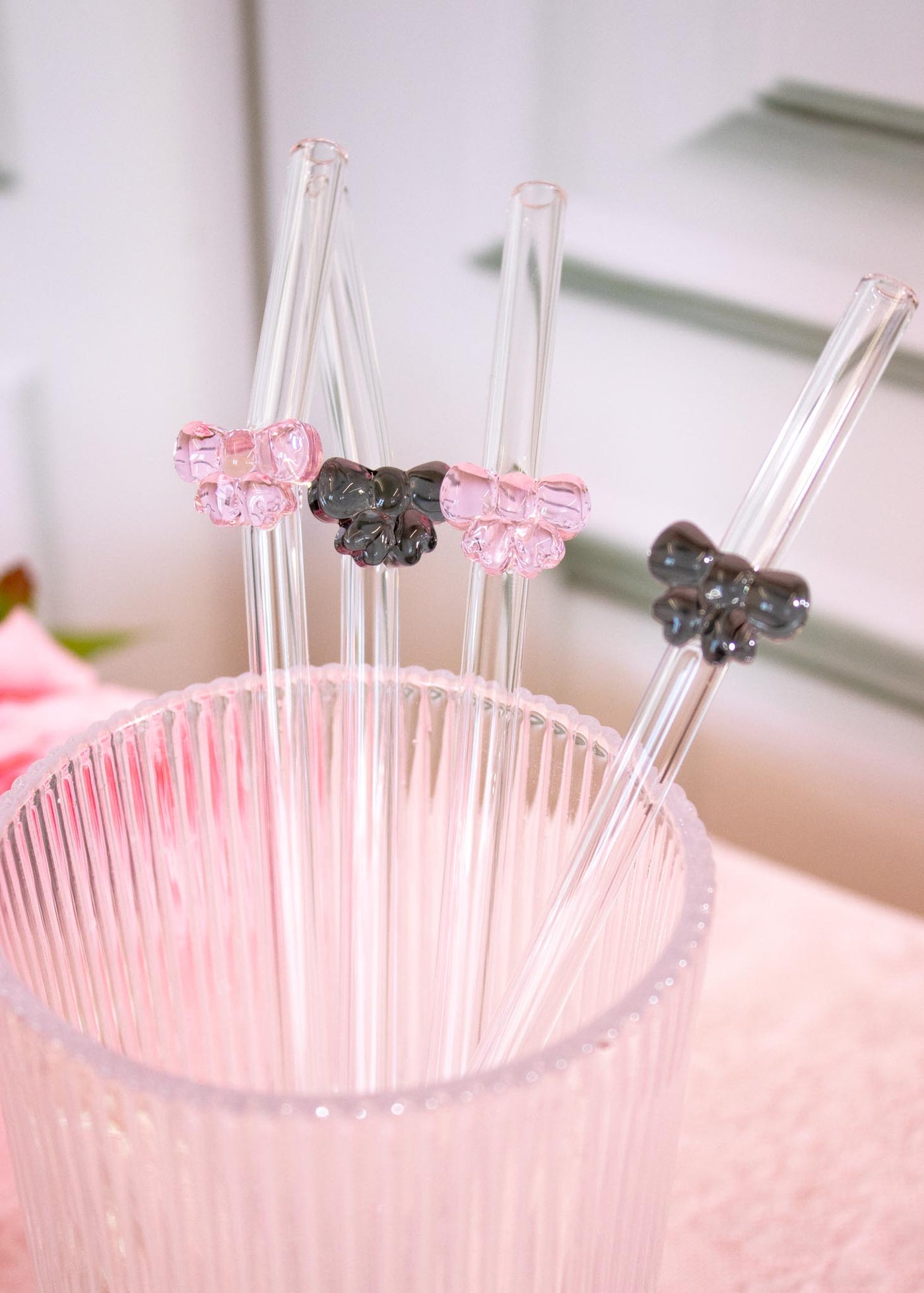 Bow Straws (4 pack)