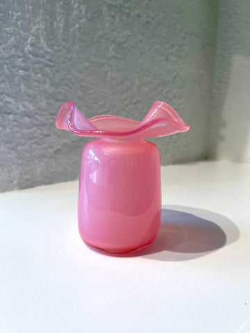Ruffle Bud Vase - Pink