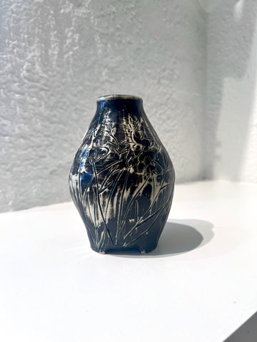 Black Chicken Vase