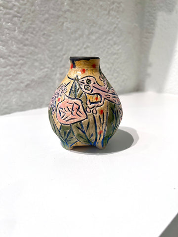 Small Lizard Vase