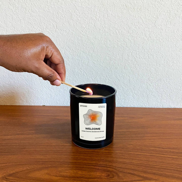 Welcome Candle - Coconut & Amber