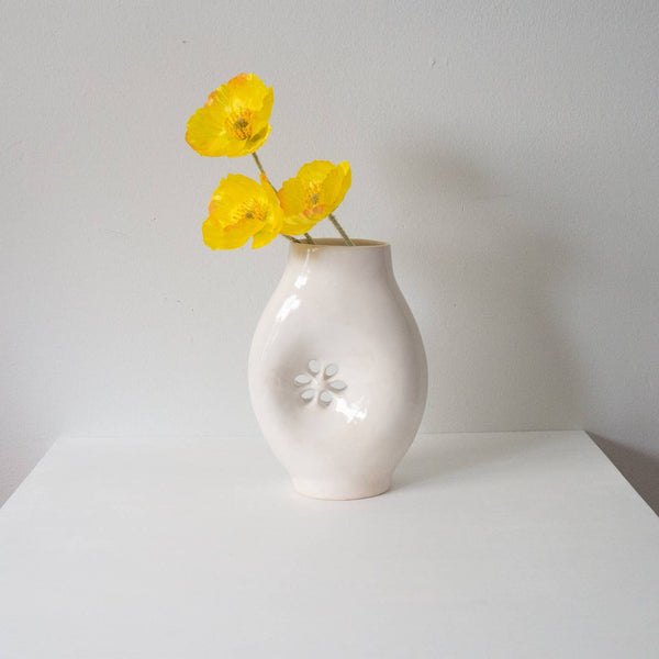 Daisy Vase - White