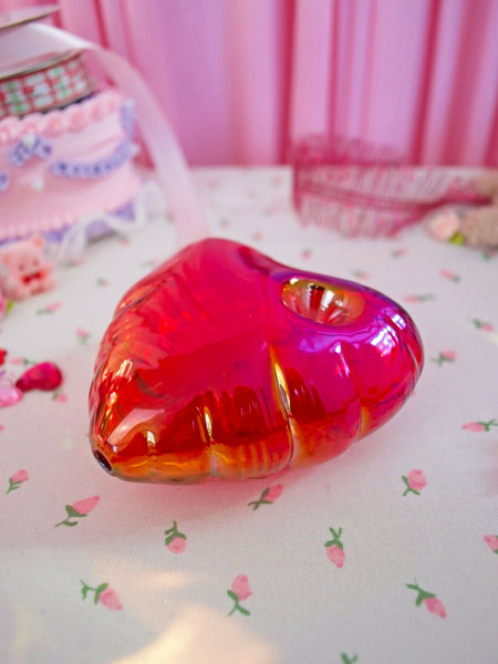 Balloon Heart Pipe - Red