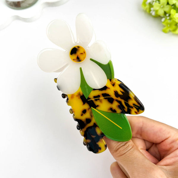 Daisy Flower Hair Claw Clip