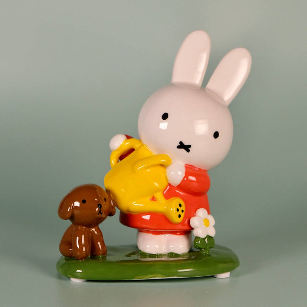 Growing Daisy Figurine