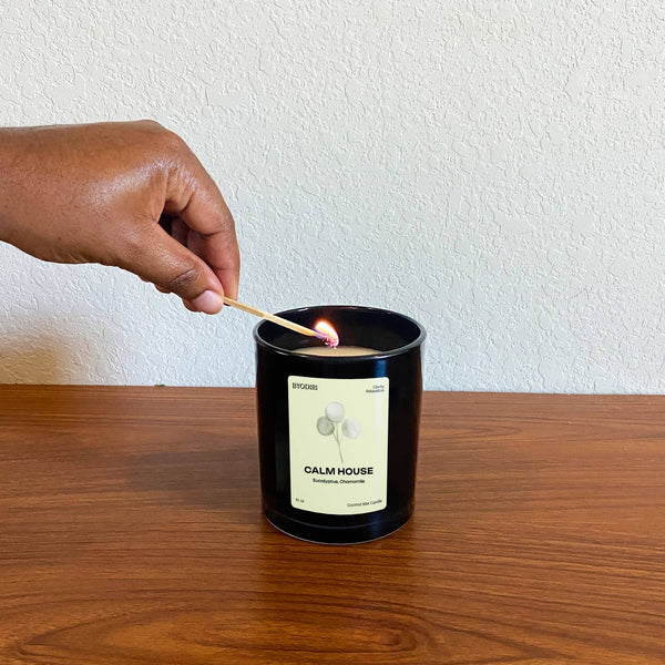Calm House Candle - Eucalyptus & Chamomille