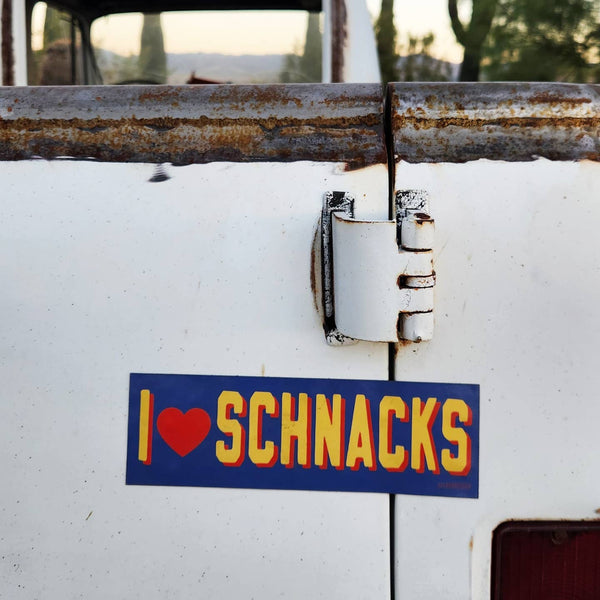 I ♥️ SCHNACKS - Bumper Magnet