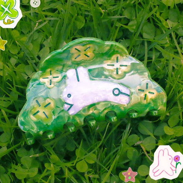 Clover Hair Claw