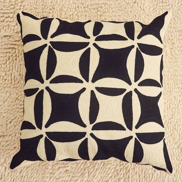 Quilt Embroidered Pillow 18x18"