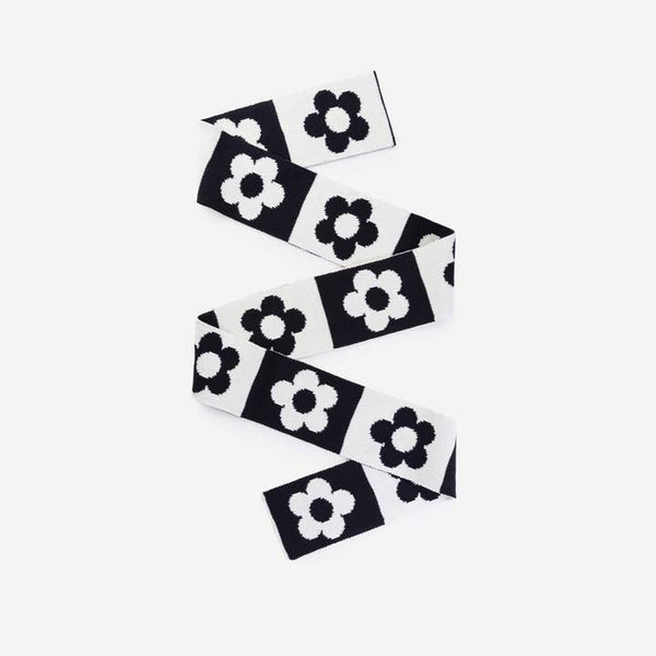 Flower Block Knit Scarf - Black and White