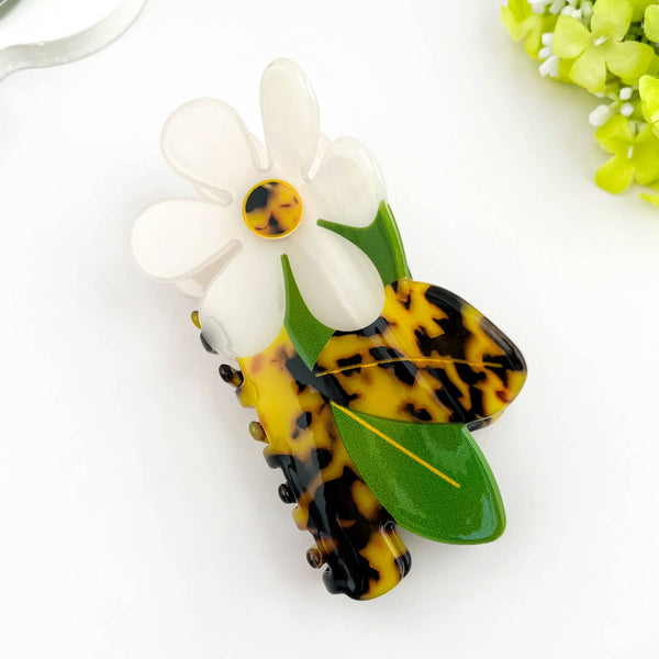 Daisy Flower Hair Claw Clip