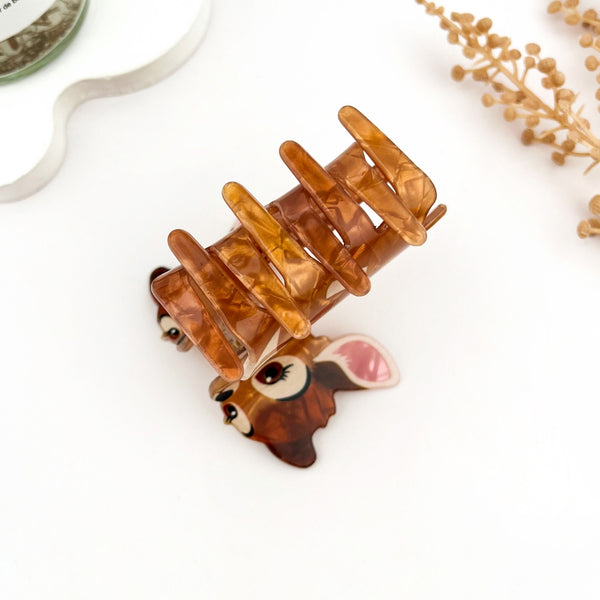 Adorable Deer Hair Claw