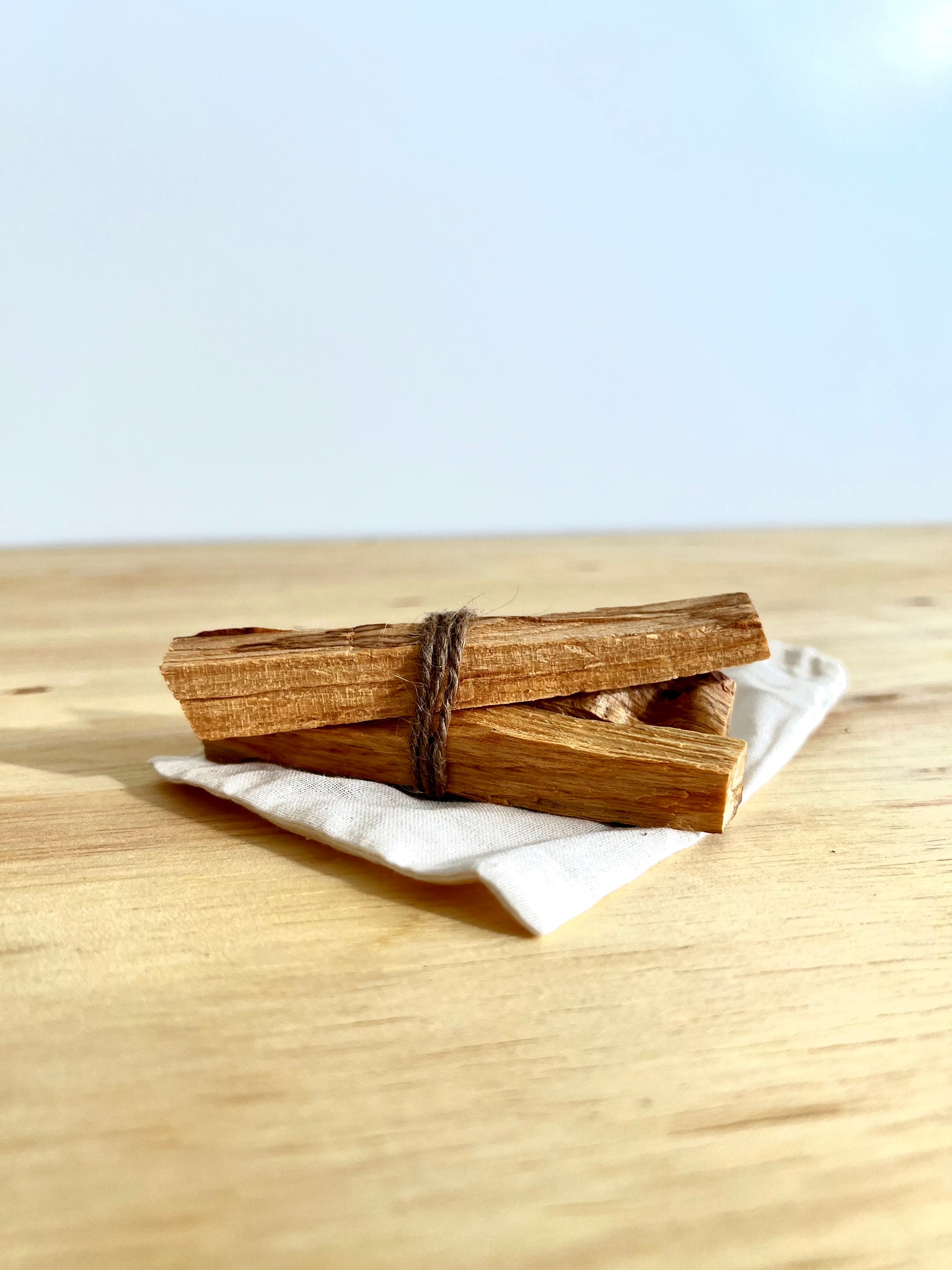 Palo Santo Smudge Bundle Sticks