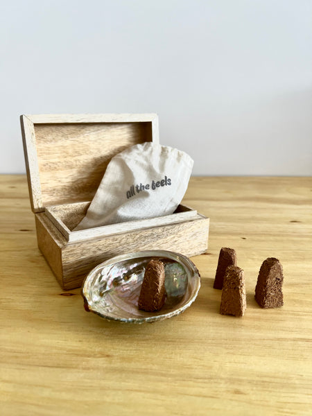 Cone Incense Gift Set