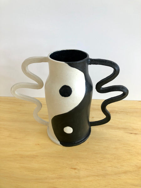 Yin Yang Curvy Amphora Vase